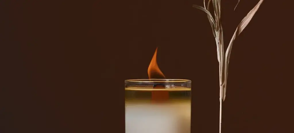 How to Fix Harsh Hot Tub Smells with DIY Aromatherapy Scents in 3 Easy Steps