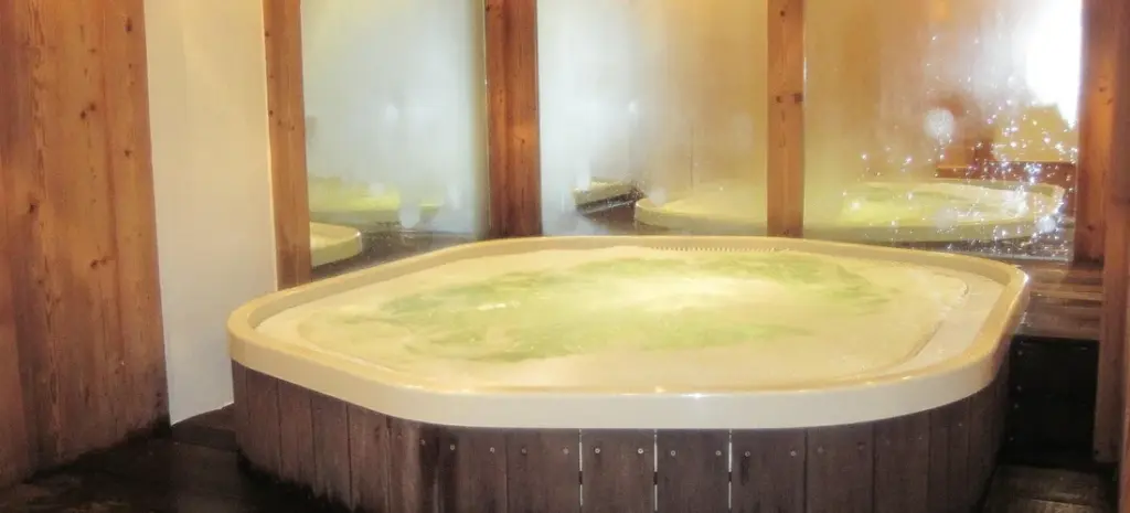 The Modern Jacuzzi Buying Guide: Skip the Sales Pitch and Get What You Actually Need