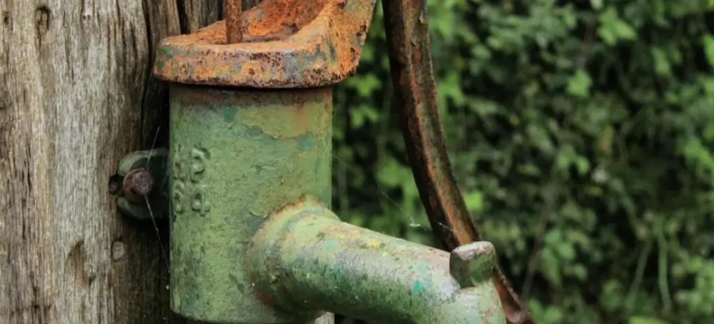 Main Pump vs. Circulation Pump: Identify the Culprit Behind Your Hot Tub Woes